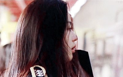 팬들이 뽑은 전지현의 리즈시절은 2006년 영화 <내 여자친구를 소개합니다> 이다.ترجمة المنشور