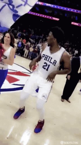 Hoy cumple años  que festejes varios más en Philly 

¡Happy birthday 