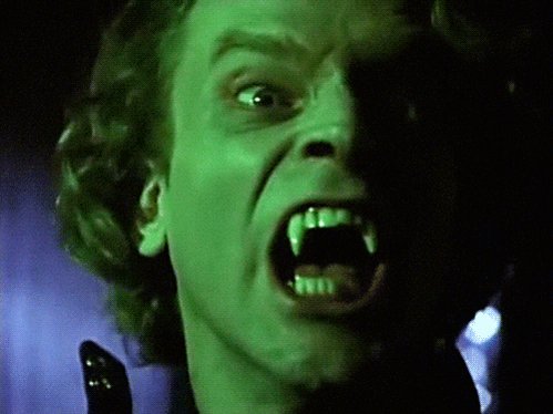    Happy birthday to the one & only Brad Dourif! ¡Feliz cumpleaños Mr.  