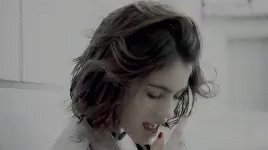 Martina Stoessel is 20!!! Happy bday TINI 