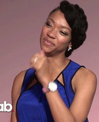 Un bon anniversaire à Sonequa Martin-Green qui fête aujourd\hui ses 32 ans ! happy birthday   