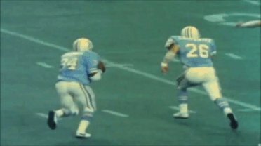 Happy Birthday to the great Earl Campbell. 