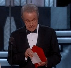 A huge happy 80th birthday to Warren Beatty!

Hope he gets plenty of envelopes. 