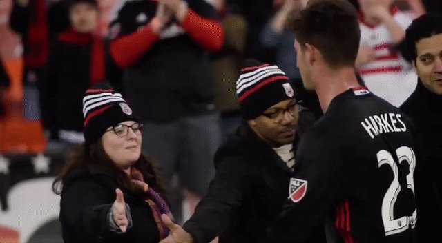 Slap hands 👏  #NationalHighFiveDay #DCU https://t.co/cGujdbEZyo