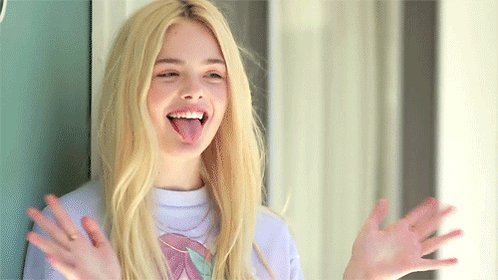 Happy Birthday to the Beautiful Elle Fanning 
