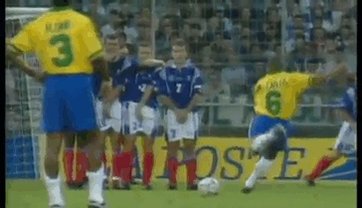 Happy 44th birthday, Roberto Carlos. This is still one of the most astonishing free-kicks of all time. 