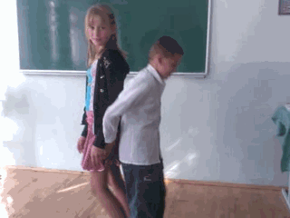 壊死ッター - 【GIF】ロシアの女子小学生のパンチラ 