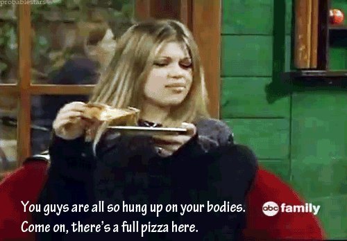 Happy bday Danielle Fishel 