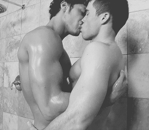 Gay shower kissing