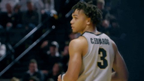 20 points for Carsen Edwards, including 5 triples.
#ProBoilers ๐ https://twitter.com/celtics/status/1147650649900933120ย โฆ