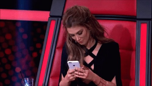 When you create another email so you can vote again for #TeamDelta @DeltaGoodrem #TheVoiceAU #thevoicefinale ✌🏼❤️