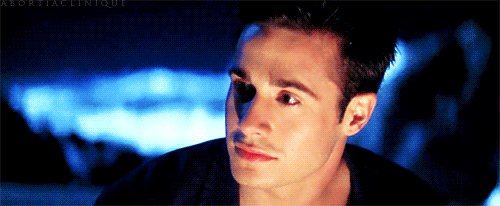 Happy birthday to someone who never ages, Freddie Prinze Jr. 