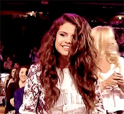 BORA, SELENATORS! TEMOS MUITO QUE AUMENTAR NOSSA VANTAGEM!
DUZENTAS respostas e CEM rts neste twitte no menor tempo possível!
#VoteSelenaGomezAnimatedVoice #KCA