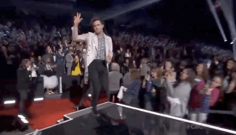 Congrats to @arkellsmusic for taking home Group of the Year @TheJUNOAwards #JUNOS