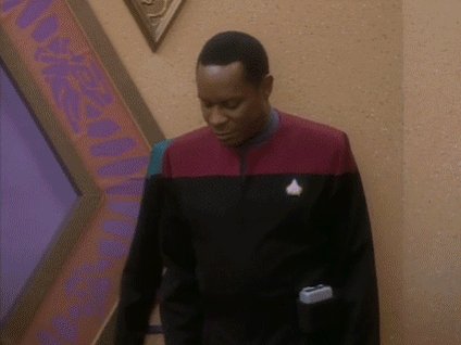 TODAY IN #StarTrek HISTORY: March 14, 1993
The best episode of "Deep Space Nine" airs in syndication, "Move Along Home."
