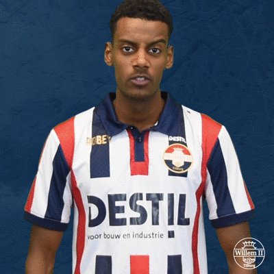 69 / 2-3! 💥
Alexander Isak dolt de verdediging van Feyenoord en schiet knap binnen
#feyWIL @alex_isak