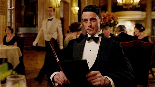 Alex\s birthday:
no one:
Martin: *posts a Matthew Goode gif*

Happy birthday Alex <3 
