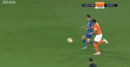 元浦和ラファエル シルバ 倒れている選手の顔に向けてボールを蹴り5試合の出場停止 浦議 浦和レッズについて議論するページ