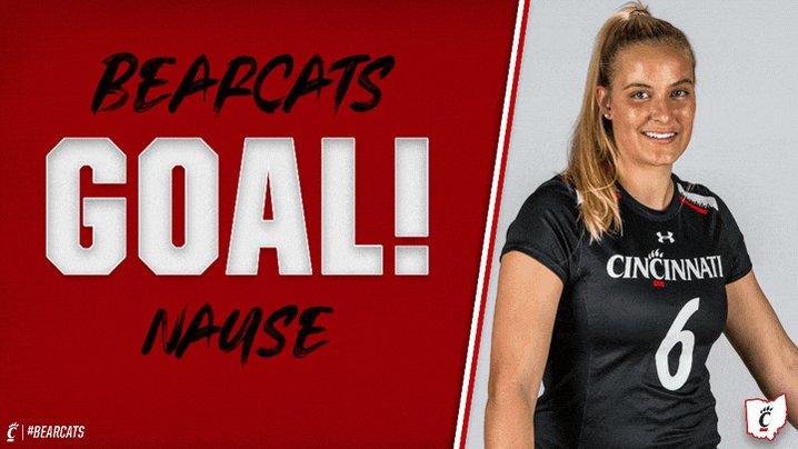 #Bearcats GOAL!
Nause with her first to give UC a 5-1 lead on their fifth goal in a row with 20:05 remaining in the first half!
#AmericanWLAX