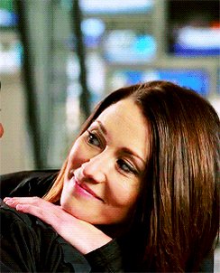 HBDTTMBWOECLILY HAPPY BIRTHDAY TO THE MOST BEAUTIFUL WOMAN ON EARTH CHYLER LEIGH I LOVE YOU   