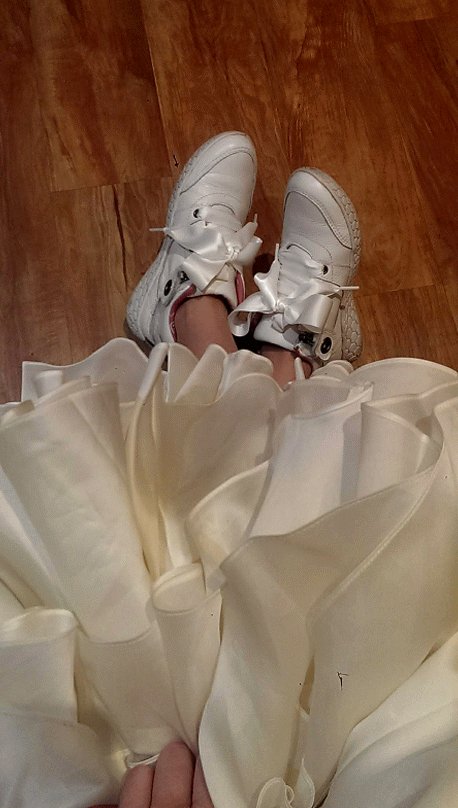 Do you know what’s #in what’s in #vogue what’s #fashion what’s #moda this year? #sneakers with everything, even with #wedding #dresses. More&more people want to be confortable, cute & fashionable. Look at this #cuties from… http://tailorlove.com/2019/04/24/do-you-know-whats-in-whats-in-vogue-whats-fashion-whats-moda-this-year-sneakers-with-everything-even-with-wedding-dresses-moremore-people-want-to-be-confortable-cute-f/ …