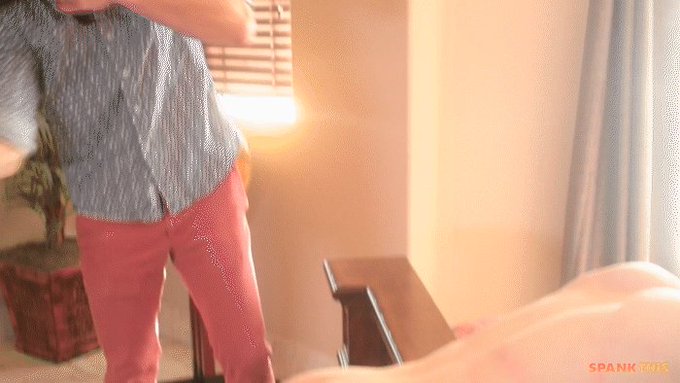 Just some #HumpDay twink flogging ??? | https://t.co/Q38gyNUHnS https://t.co/gLGUED2XYS