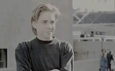 Happy Birthday to the dearly departed Jonathan Brandis. Adolescent Amanda still adores you. 