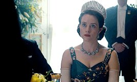 Happy birthday queen Claire Foy 