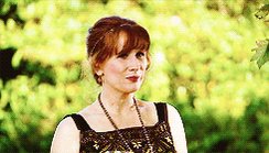 Happy birthday Catherine Tate. I miss Donna 