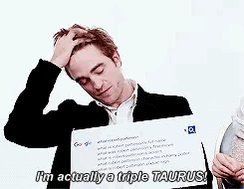 Happy birthday to my birthday twin, Robert Pattinson 