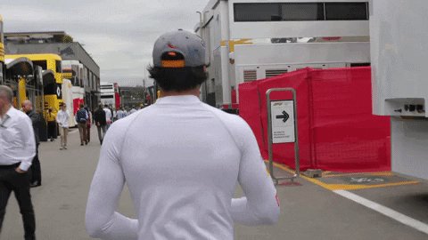 And we have a whole bunch of new #McLarenUnboxed GIFs for you to use to your heart's content too. 🧡📱
Head over to our @GIPHY channel to check them out 👉 https://giphy.com/McLarenRacing/
