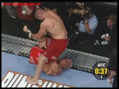 O Big John McCarthy deu a melhor reposta possível pra esse vídeo,tinha motivo pra ela bater ali ?
Não ! Então segue a luta...
imagina essa galera assistindo essa luta aqui....kkkkkkkkkk