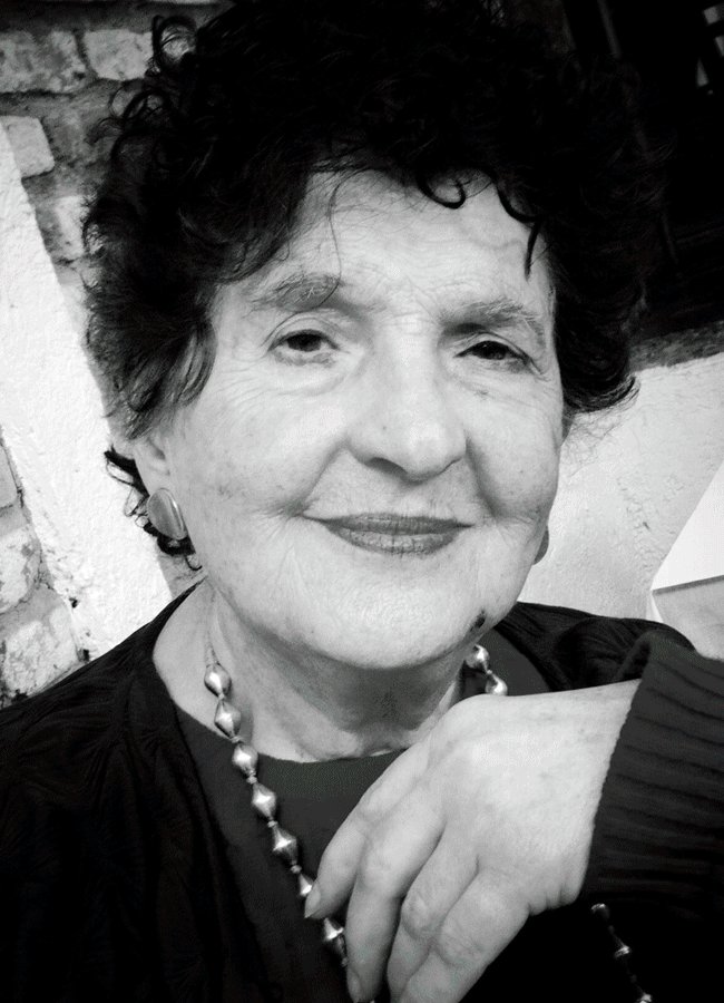 ¡Mañana la Feria del Libro de Tijuana realizará un homenaje a nuestra querida @Margo_Glantz, ganadora este año del Premio Alfonso Reyes! Participan: la autora, @criveragarza y Rogelio Arenas. 18:00 horas, @cecut_mx #SaltaConNosotros