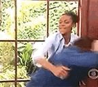 a caneta tentando impedir a paula fernandes de escrever juntos e shallow now