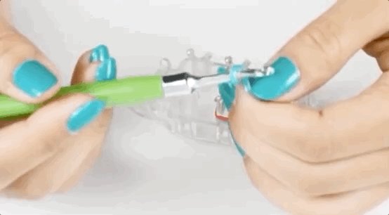 Meet Cheong, who found a way to connect with his daughters thanks to his rainbow loom invention, now a successful business thanks to the power of YouTube tutorials! → https://goo.gle/2wh1WuK