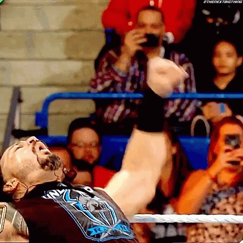 Happy birthday to the BIG DOG ROMAN REIGNS have an amazing birthday 