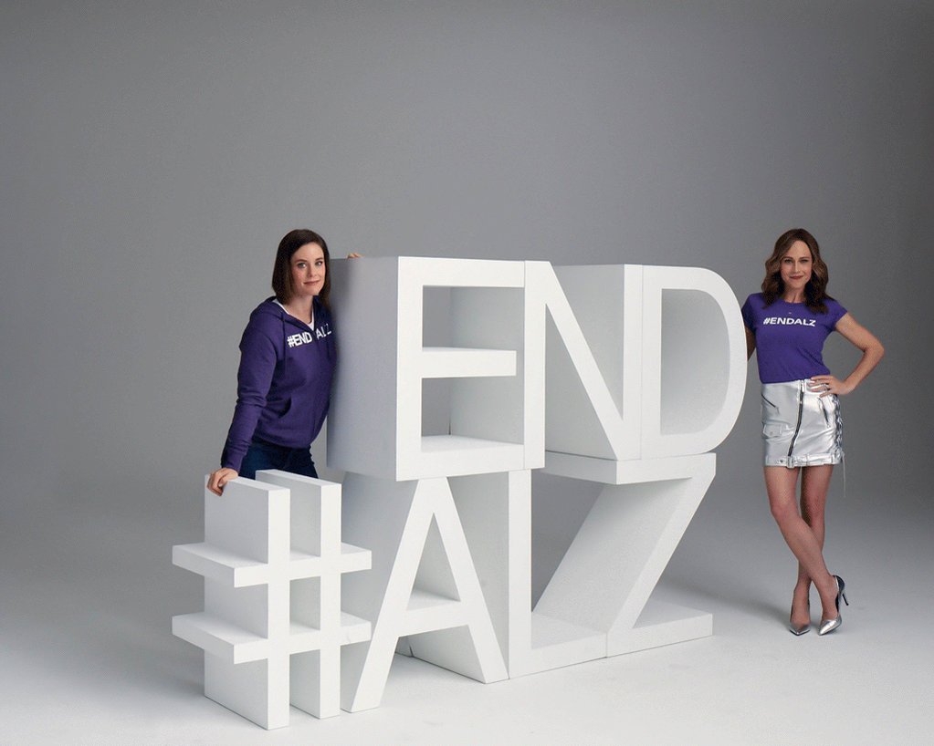 Thank you, @imthesmash and @nikkideloach, for reminding us that no one is alone in this journey and our voices are stronger together. #ENDALZ http://alz.org/purple