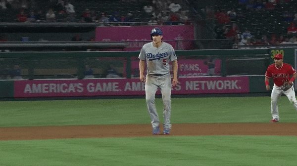 Here's the play where Corey Seager appeared to injure his hamstring