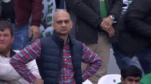 When you treval 500 km to meet her..And she says bss 1 kiss dun giMe:👇👇😂😂#AUSvPAK