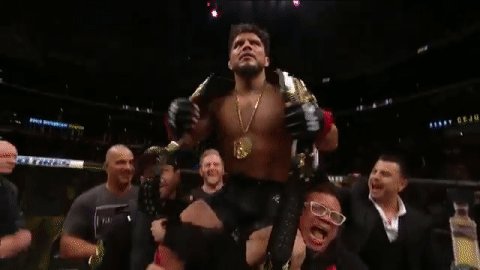 O melhor atleta de esportes de combate de todos os tempos??? #UFC238
@HenryCejudo se auto-intitula assim. Concordam com o champ-champ? 🏆🏆