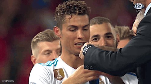 Cristiano Ronaldo β¬β¬ π (@Cr7Fran4ever) on Twitter photo 2019-06-25 12:46:44 Im officially graduate ππ πͺπ» Im officially graduate ππ πͺπ»