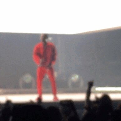 Happy birthday to the greatest to ever grip a mic - Kendrick Lamar. Pls enjoy this gif I recorded 