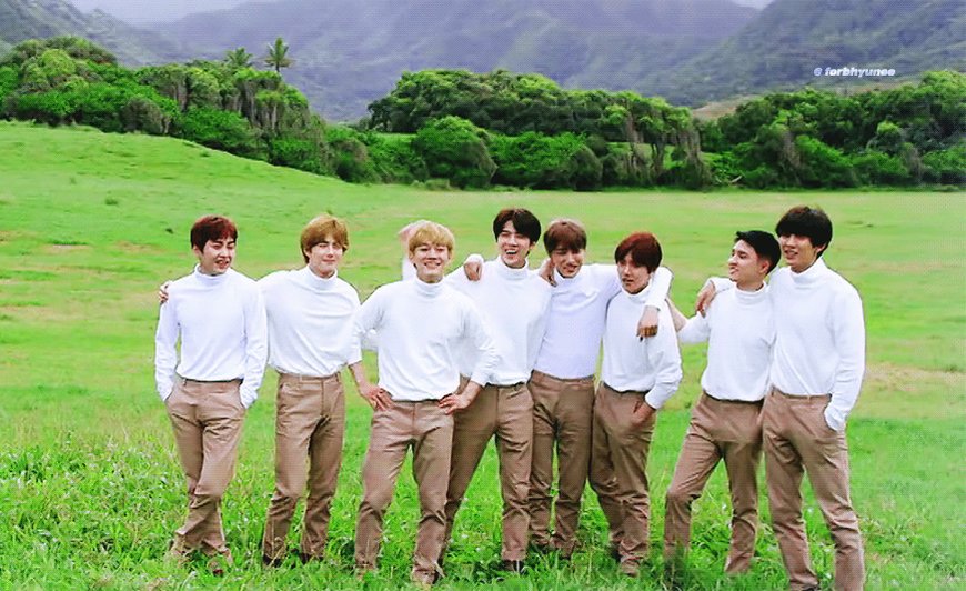 @BUNNYMYE0N's photo on #EXOLove