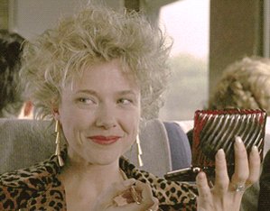 Happy birthday to the lovely Annette Bening. 