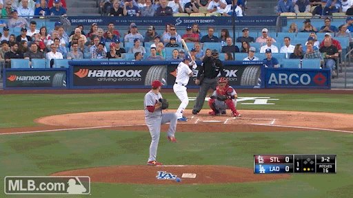 Homer in the first?   Yaz sir. 😈  🎥: atmlb.com/2rOwCQA https://t.co/8VcES0Esgj