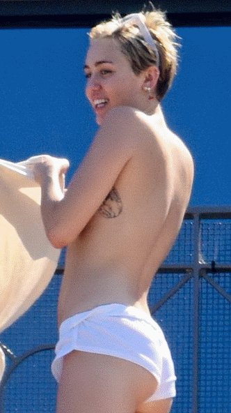 You almost saw miley cyrus nip