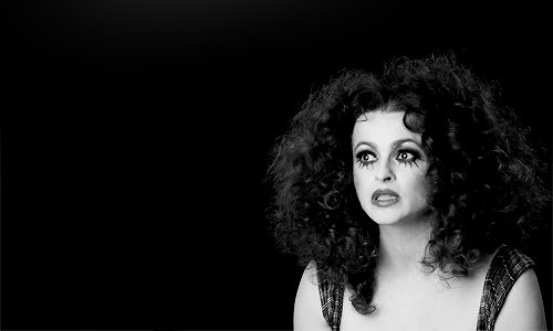 Happy 51st Birthday to Helena Bonham Carter, you gothic babe, you. 