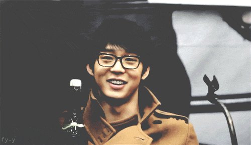 Happy birthday park yoochun. Stay healthy 