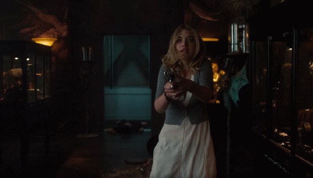 Happy Birthday Imogen Poots! Here is Colin and Imogen in Fright Night (2011). 