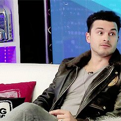 Tutorial de como bater cabelo com Michael Malarkey HAPPY BIRTHDAY MALARKEY 